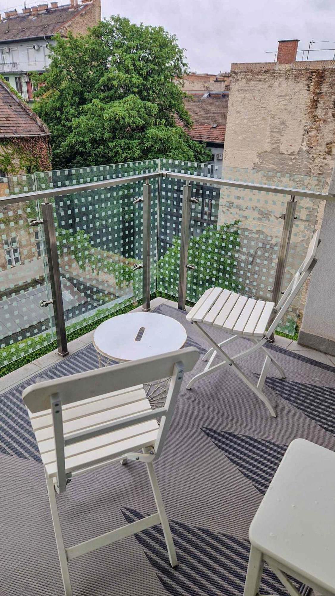 Dob36 Apartment With Free Private Parking And Balcony Будапеща Екстериор снимка
