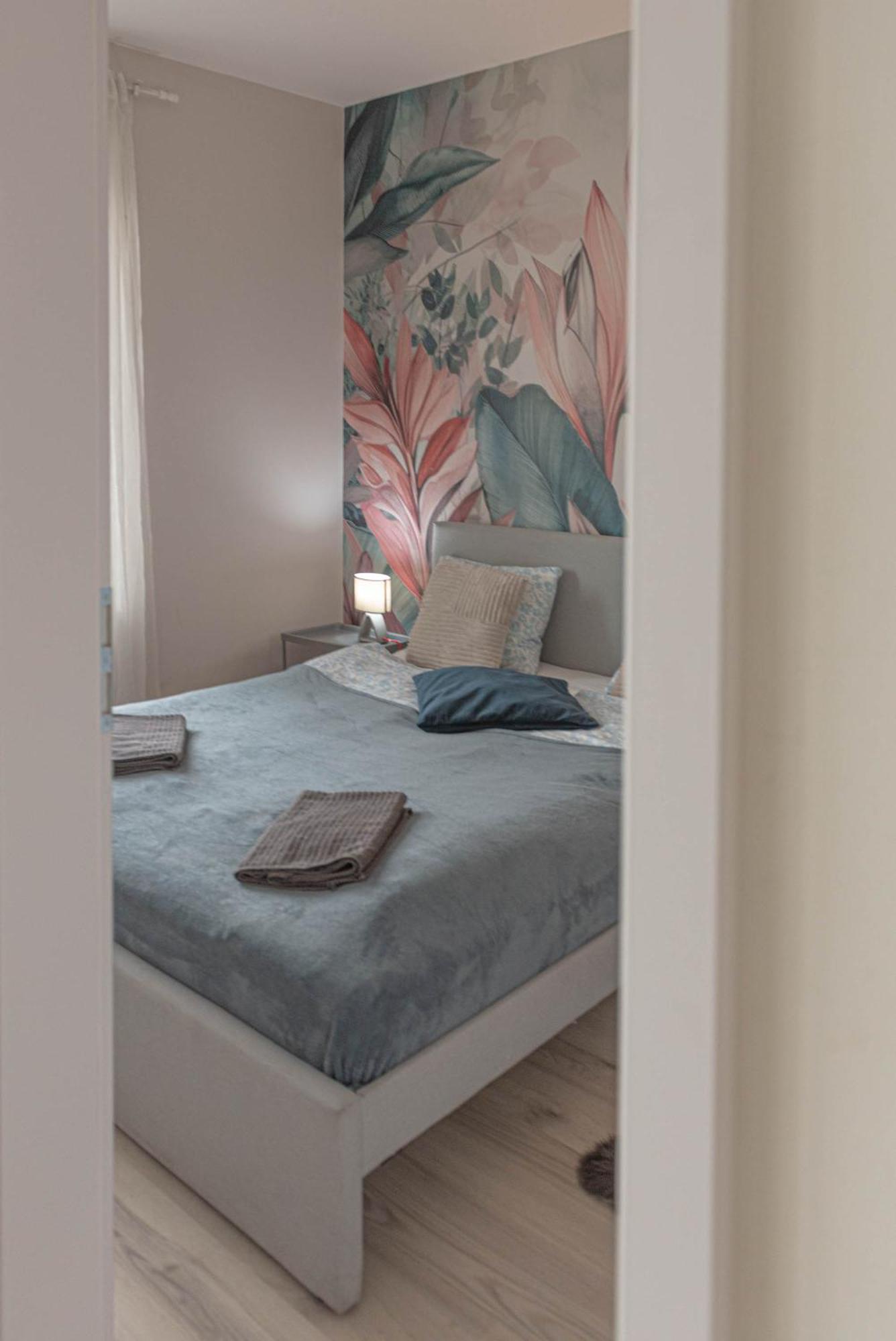 Dob36 Apartment With Free Private Parking And Balcony Будапеща Екстериор снимка
