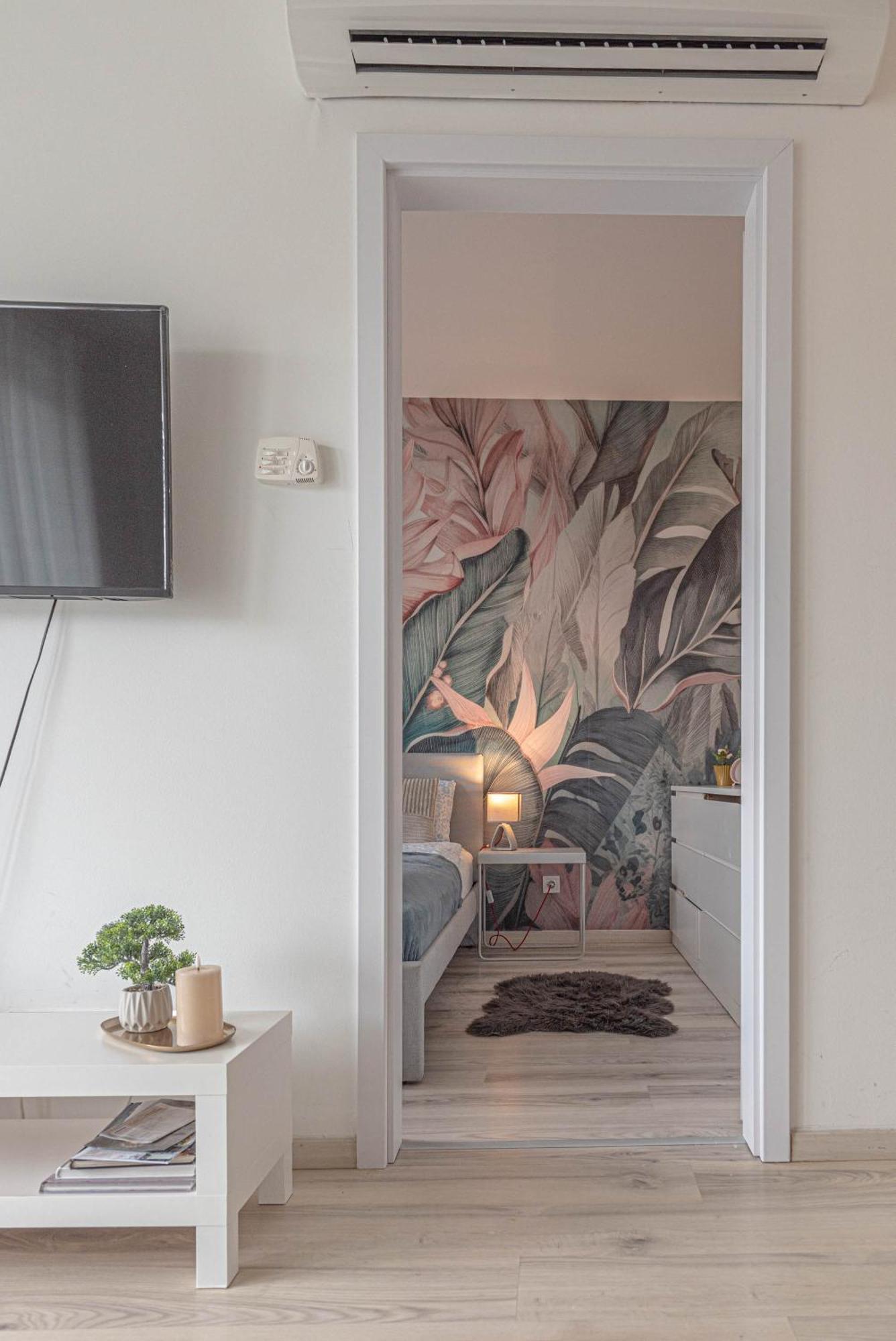 Dob36 Apartment With Free Private Parking And Balcony Будапеща Екстериор снимка